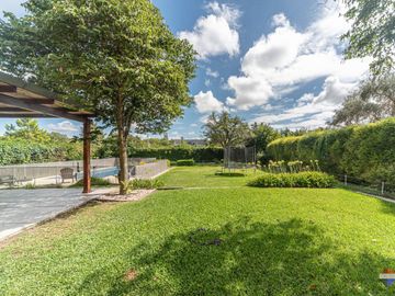 Venta casa 6 ambientes barrio Privado La Celina