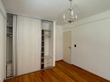 VENTA DEPARTAMENTO 3 AMBIENTES CON COCHERA ITUZAIN