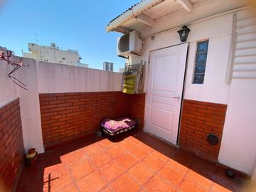 VENTA PH 6 Amb 2 unidades Sin Expensas V. del Parq