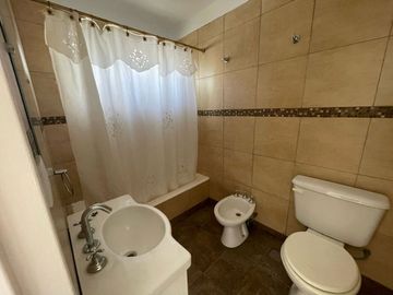 VENTA DEPTO BELGRANO 4 AMB COCHERA APTO CREDITO