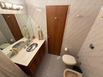 Un piso que combina amplitud y distinción