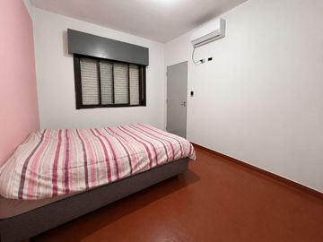 VENTA PH 4 AMB GARAGE PATIO CASTELAR APTO CREDITO