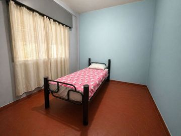 VENTA PH 4 AMB GARAGE PATIO CASTELAR APTO CREDITO