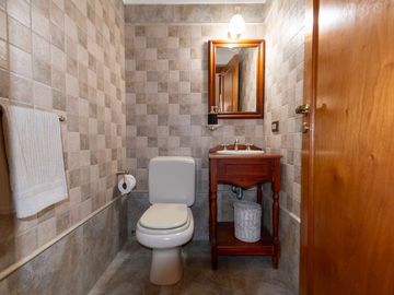 CASA EN VENTA 4 DORMITORIOS KENTUCKY - FUNES