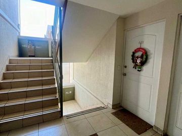 Departamento en arriendo  en LA CISTERNA