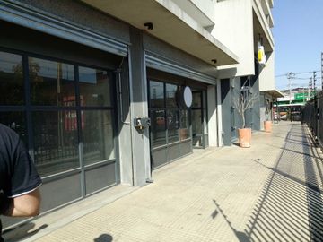 Local comercial en arriendo  en ESTACIÓN CENTRAL