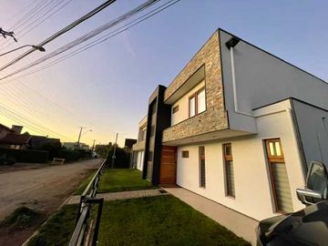 Casa en arriendo  en TOMÉ