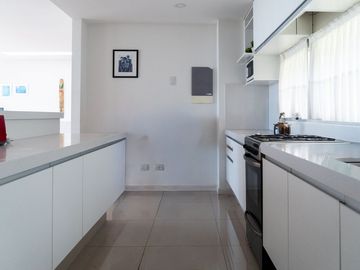 VENTA DE DEPARTAMENTO TRES DORMITORIOS ALBERDI