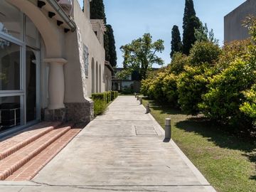 VENTA DE DEPARTAMENTO TRES DORMITORIOS ALBERDI