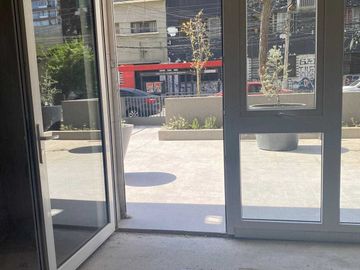 Local comercial en arriendo  en ÑUÑOA