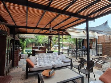 Casa en arriendo  en LAS CONDES