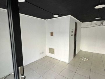 Local comercial en arriendo  en SANTIAGO
