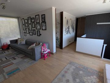Casa en arriendo  en LO BARNECHEA