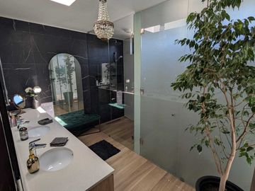 Casa en arriendo  en LO BARNECHEA