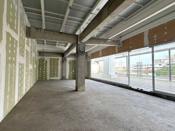 Local comercial en arriendo  en SANTIAGO