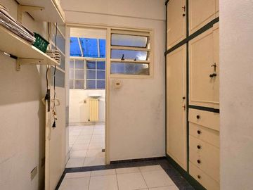 VENTA PISO DE 5 AMBIENTES EN BELGRANO -IMPRENTA-