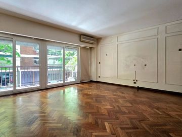 VENTA PISO DE 5 AMBIENTES EN BELGRANO -IMPRENTA-