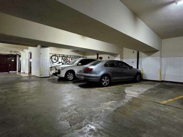 VENTA PISO DE 5 AMBIENTES EN BELGRANO -IMPRENTA-