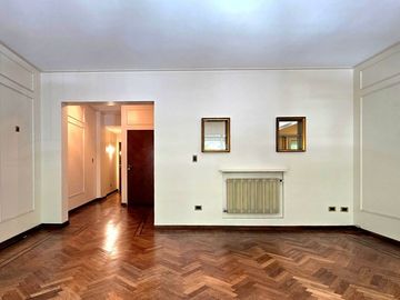 VENTA PISO DE 5 AMBIENTES EN BELGRANO -IMPRENTA-
