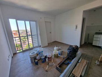 Departamento venta 2 ambientes PATIO 18M2 Financia