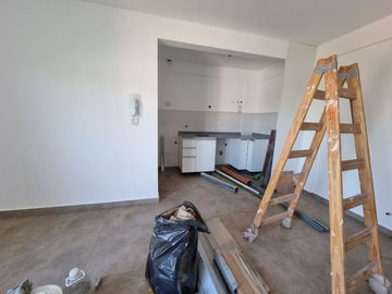 Departamento venta 2 ambientes PATIO 18M2 Financia