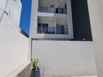 Departamento venta 2 ambientes PATIO 18M2 Financia