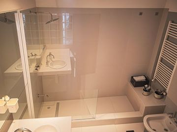 PENTHOUSE 2 amb TERRAZA COCHERA PILETA SEGURIDAD