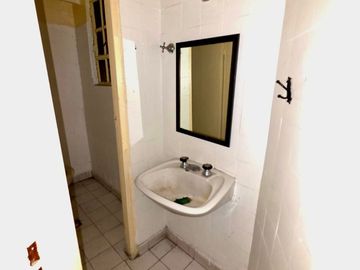 LOCAL COMERCIAL PREMIUM, CON SOTANO EN MONSERRAT