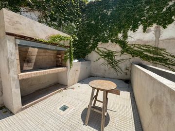 MONOAMBIENTE COGHLAN 52 M2 SUBDIVIBLE COCHERA