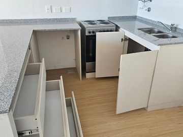 MONOAMBIENTE COGHLAN 52 M2 SUBDIVIBLE COCHERA
