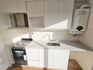 Venta Monoambiente Vestidor Balcón Terraza Coghlan