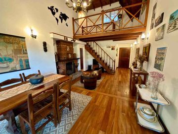 VENTA CASA CON PILETA EN SORDEAUX CERCA HINDU CLUB