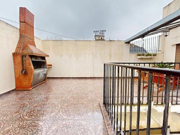 CASA MULTIFAMILIAR 5 AMBIENTES VILLA LUGANO