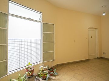 Edificio casa en block 20 u venta Pque Chacabuco