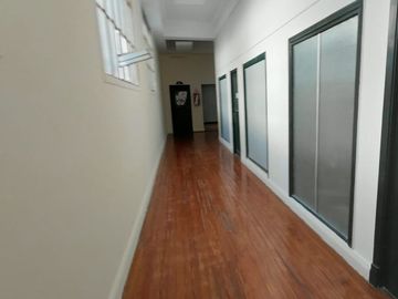 VENTA OFICINA ESTUDIO FLORIDA EDIFICIO THOMSON