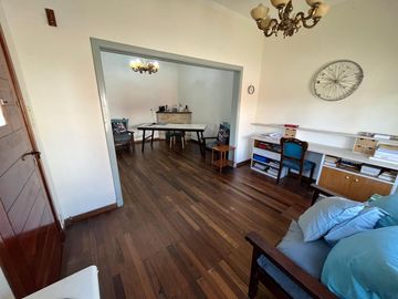 CASA EN VENTA QUILMES
