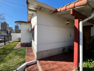 CASA EN VENTA QUILMES