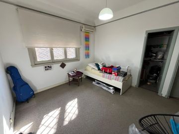 CASA EN VENTA QUILMES