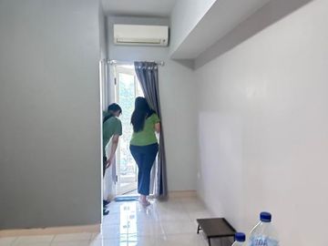 Dijual Apartemen Springlake Tower Caldesia Lantai 1 Akses Parkiran di Summarecon Bekasi