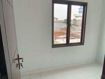 9Dijual Rumah Townhouse Bebas Banjir di Cipinang Muara, Jakarta Timur
