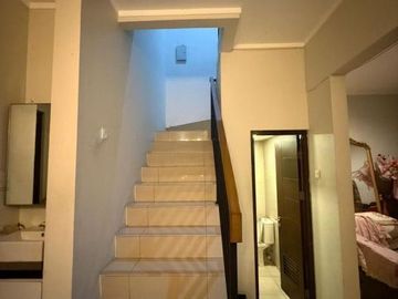Dijual Cepat (Owner Bu untuk Anak Sekolah ke Ln) Rumah Mewah Bangunan Premium Dalam Cluster Summarecon Bekasi
