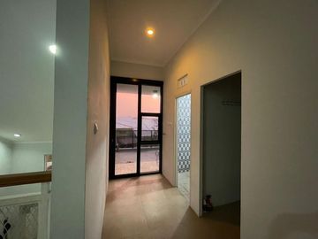 Dijual Rumah Cantik Siap Huni Dlm Cluster di Jatisari, Jatiasih, Bekasi