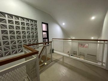 Dijual Rumah Cantik Siap Huni Dlm Cluster di Jatisari, Jatiasih, Bekasi
