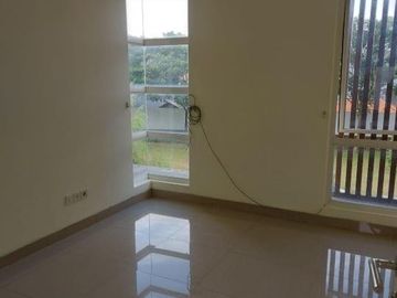 Dijual Rumah Bagus Siap Huni di Kota Harapan Indah Cluster Samata, Bekasi