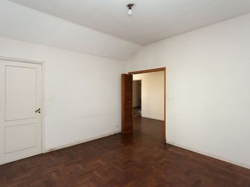 PH 3 ambientes en venta Belgrano R cochera  jardín