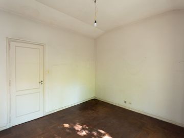 PH 3 ambientes en venta Belgrano R cochera  jardín