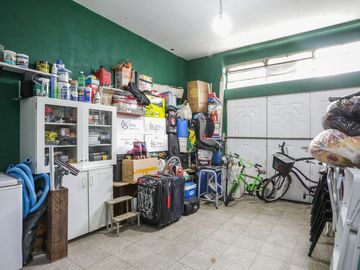 VENTA CASA 4 AMB. PATIO VILLA LUGANO APTO CREDITO!