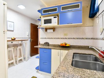 VENTA DEPARTAMENTO 3 AMBIENTES CON PATIO EN FLORES