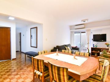 VENTA DEPARTAMENTO 3 AMBIENTES CON PATIO EN FLORES