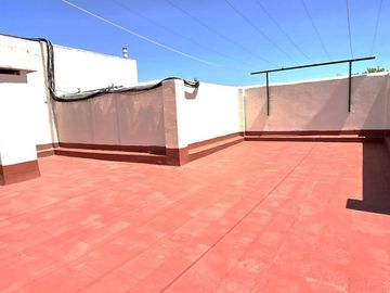 Departamento 3 amb.Baulera.Venta. Villa del Parque